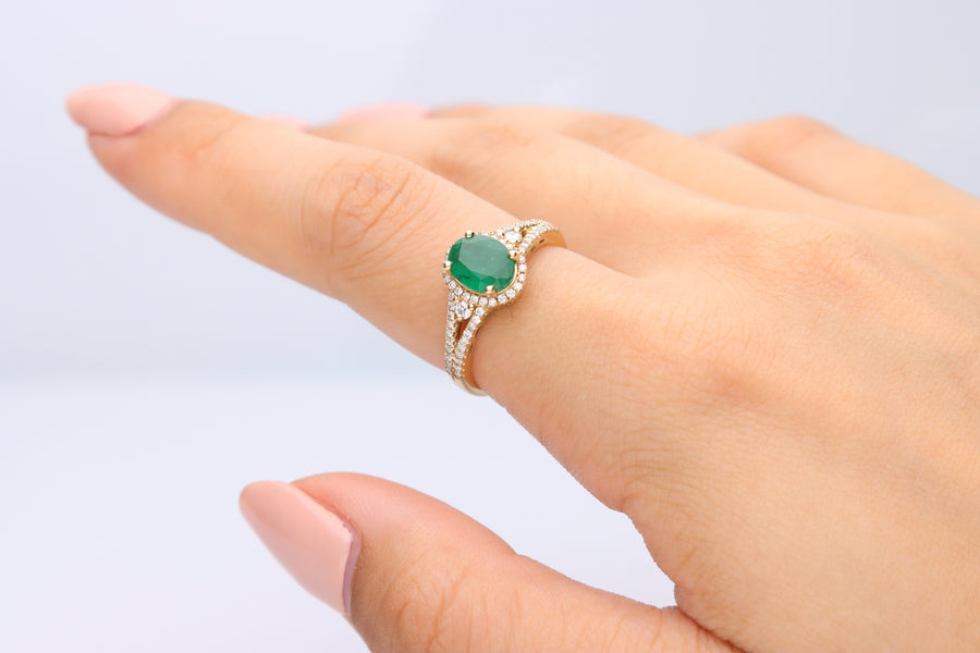 Amara 10K Yellow Gold Oval-Cut Emerald Ring