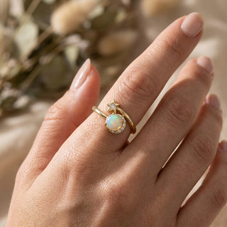Luna 14K Yellow Gold Round-Cut Natural African Opal Ring