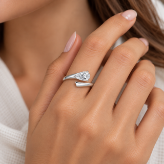 18K White Gold Pear-Cut LAB Grown Diamond Ring