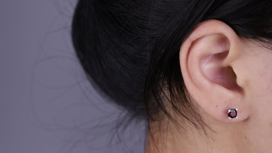 Evelyn 10K White Gold Round-Cut Garne Earring