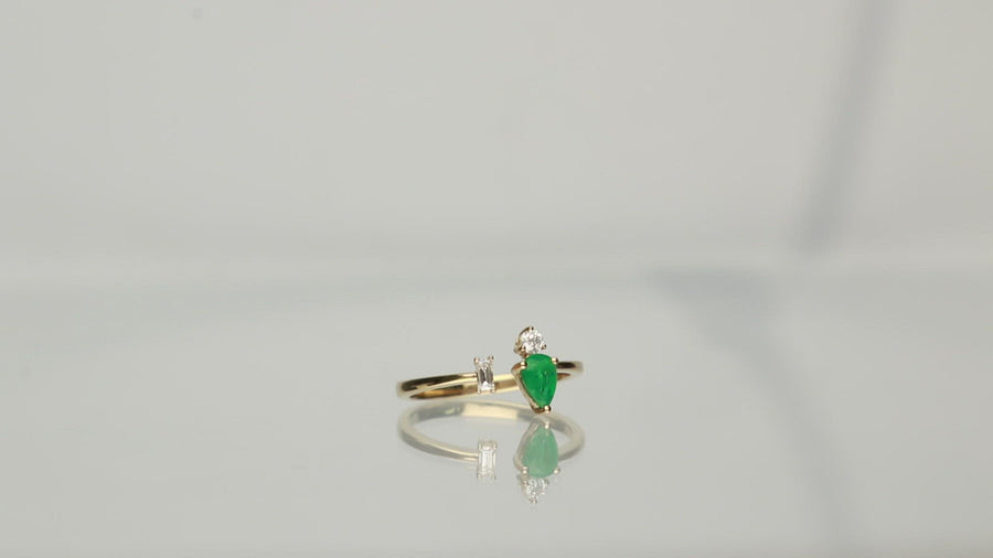 Exquisite Beauty: Romina 14K Yellow Gold Ring with Pear-Cut Emerald