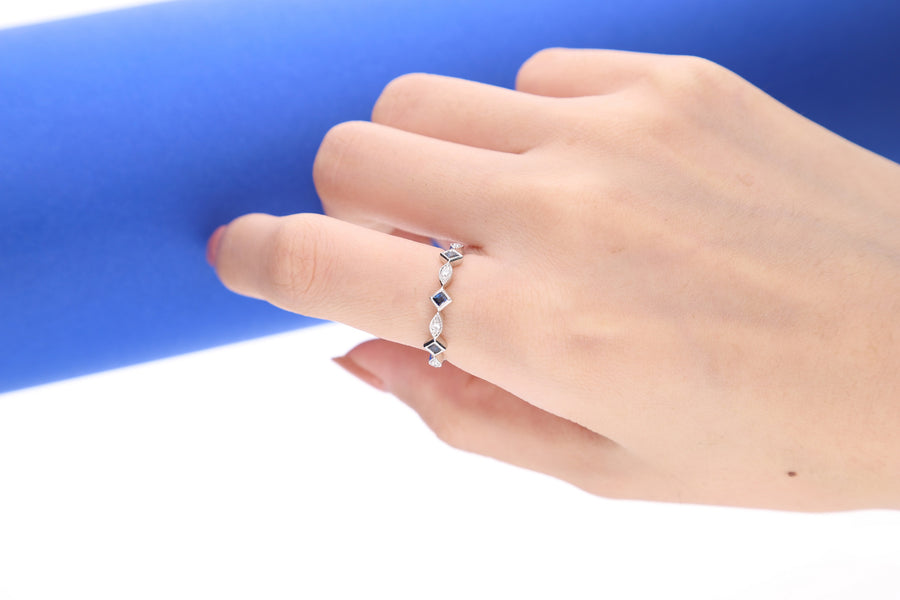 Lena 18K White Gold Square-Cut Blue Sapphire Ring